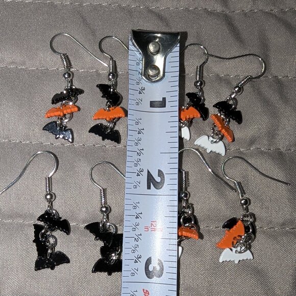 $1 with Bundle ~ Bat Earring Bundle 5196 - Picture 6 of 6